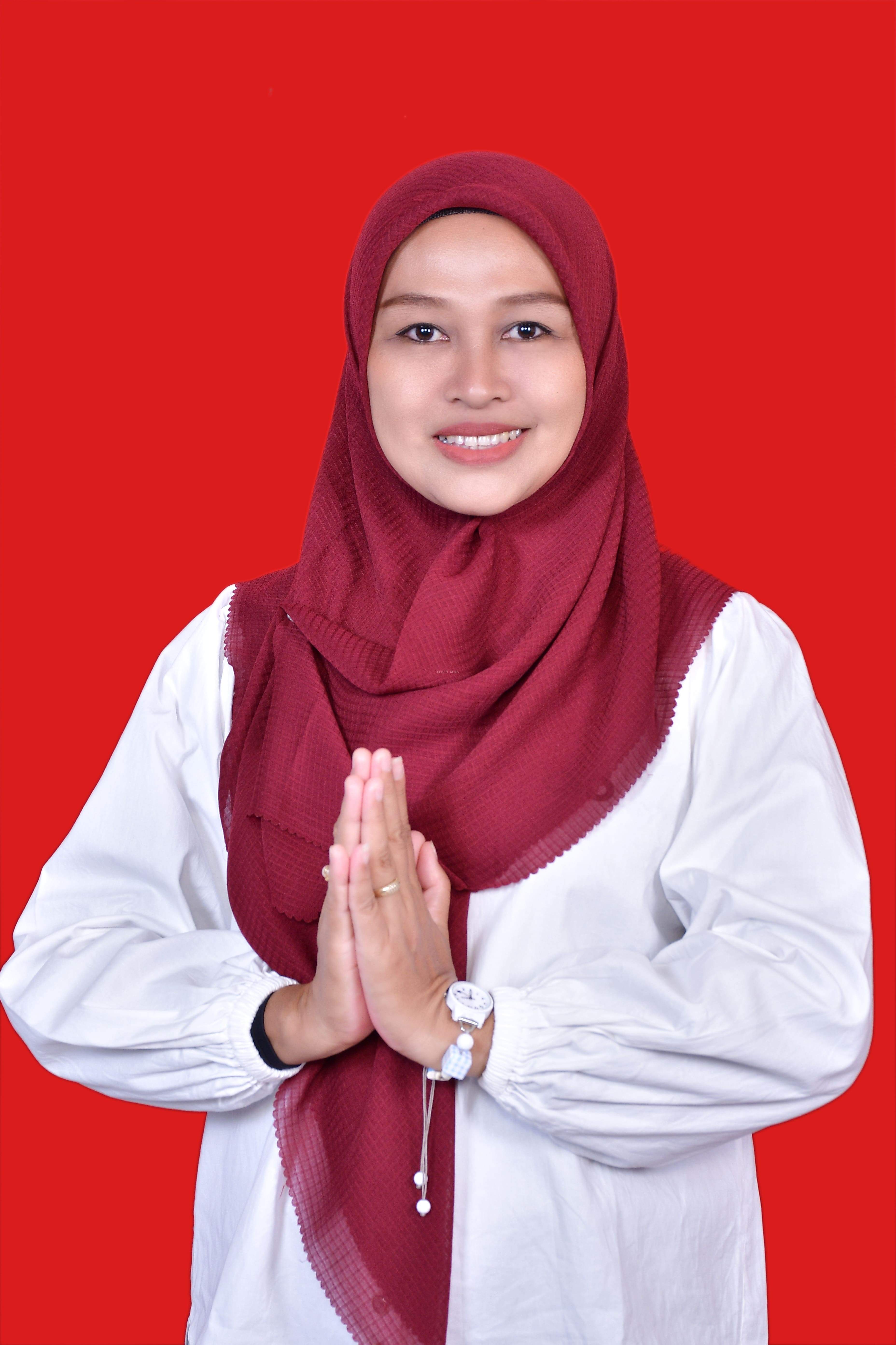 Mengenal Laili Sa'adah, S.Pd (Edisi 2): Dari Santunan Musibah Untuk Warga Hingga Komitmen Selalu Hadir Untuk Masyarakat Bug-Bug Dalam Berbagai Kondisi.